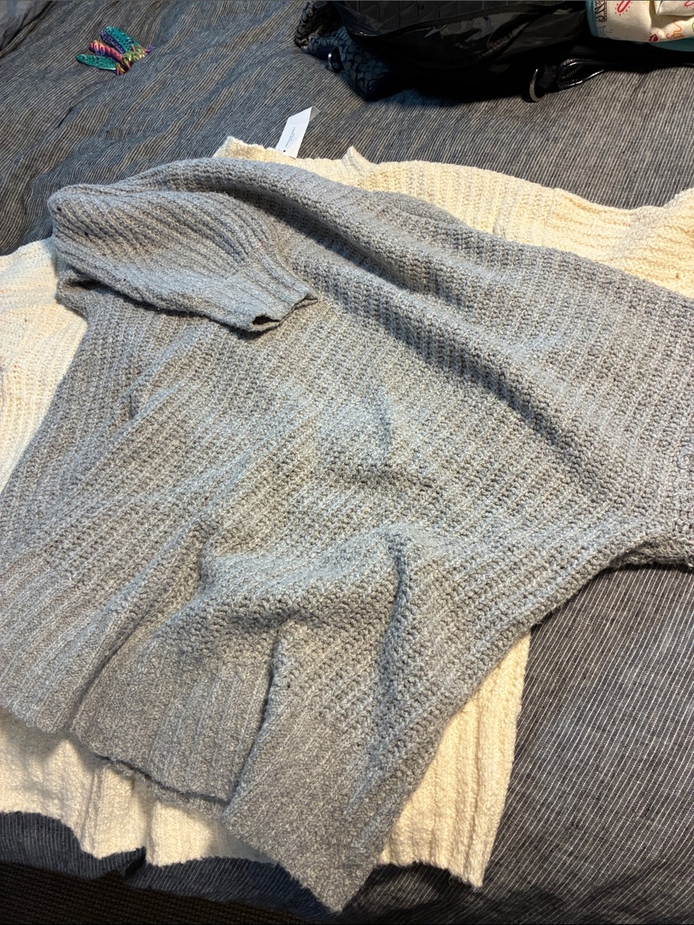 AE Women’s Cream and Grey Button-Front Knit Sweater Cardigans set of 2 - Picture 6 of 6